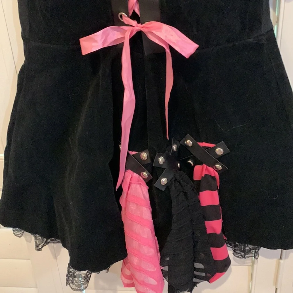 Pirate/ goth chick costume